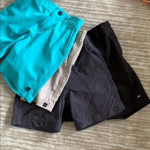 Quiksilver Toddler Boys Lot Shorts 2T